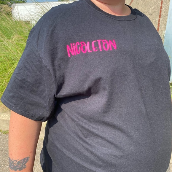 Meet your Posher, Evie - Picture 2 of 8